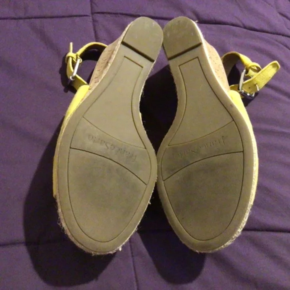 New Yellow Suede Franco Sarto Wedges 7.5 - Picture 5 of 6